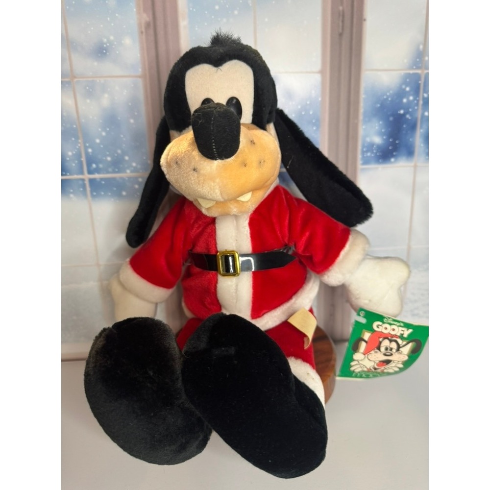 Vintage 1990's Disney Goofy Santa Plush Macy's Exclusive With Tag